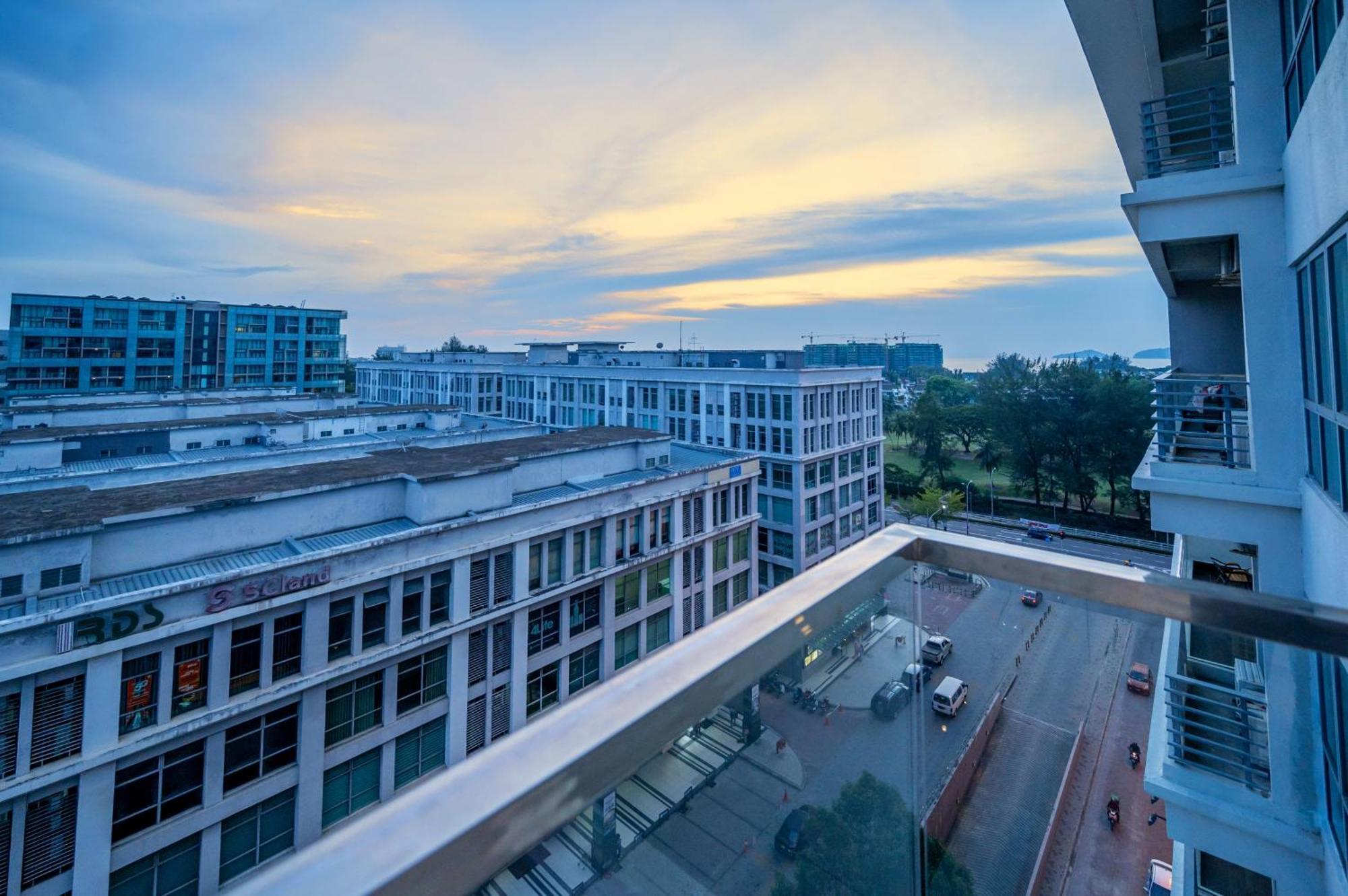 Ritz Residence @ Imago Loft B 7Th Floor Kota Kinabalu Rum bild
